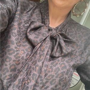 Ann Taylor Black Leopard Patterned Toe Neck Blouse XS